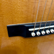 Load image into Gallery viewer, 2016 Martin D-28