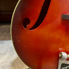 Load image into Gallery viewer, 1960's Silvertone H1454 Hollowbody