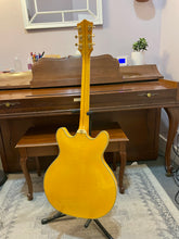 Load image into Gallery viewer, Guild Starfire VI