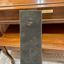 Load image into Gallery viewer, 1960's Harmony H7 Roy Smeck Console Lap Steel