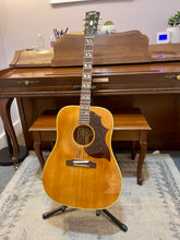 Load image into Gallery viewer, 1965 Gibson Country & Western