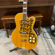 Load image into Gallery viewer, Like New! Kay Thin Twin Roger Fritz Reissue K161V