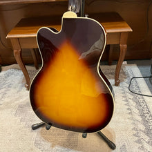 Load image into Gallery viewer, Like New! Kay Thin Twin Roger Fritz Reissue K161V