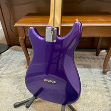 Load image into Gallery viewer, 2019 Fender Lead III Purple