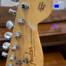 Load image into Gallery viewer, 2019 Fender Lead III Purple