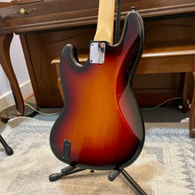 Load image into Gallery viewer, 2013 Fender American Special Jazz Bass