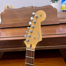 Load image into Gallery viewer, 2016 Fender American Stratocaster White
