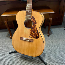 Load image into Gallery viewer, 1960's Morris Rowell Silvertone H621 Conversion