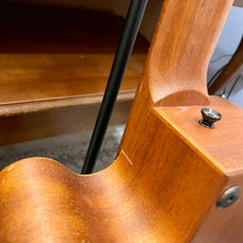 Load image into Gallery viewer, 1990's Tacoma Chief C1C