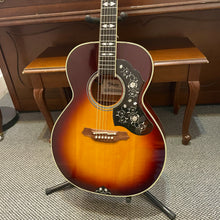 Load image into Gallery viewer, 2009 Takamine LTD
