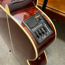 Load image into Gallery viewer, 2009 Takamine LTD
