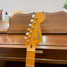 Load image into Gallery viewer, 2022 Squier 40th Anniversary Stratocaster Vintage Sunburst
