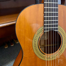Load image into Gallery viewer, 1965 Gibson C1 Classical
