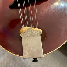 Load image into Gallery viewer, 1918 Gibson F2 Mandolin
