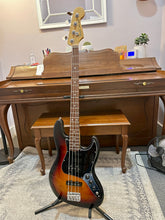 Load image into Gallery viewer, 2022 Fender American Performer Jazz Bass
