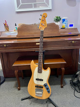 Load image into Gallery viewer, 2025 Fender Maika "Chilli Beans" Signature Mustang Bass
