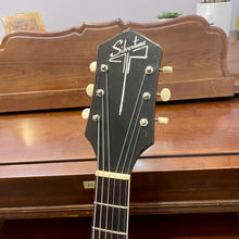 Load image into Gallery viewer, 1950's Silvertone H-61 Archtop w/ pup
