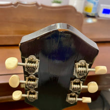 Load image into Gallery viewer, 1950's Silvertone H-61 Archtop w/ pup
