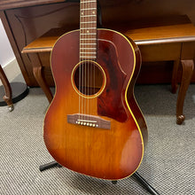 Load image into Gallery viewer, 1965 Gibson LG-1 faded Cherry Burst
