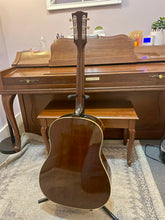 Load image into Gallery viewer, 1968 Gibson J-50 ADJ
