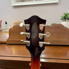 Load image into Gallery viewer, Used Gretsch Streamliner G2622 Hollowbody
