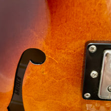 Load image into Gallery viewer, Used Gretsch Streamliner G2622 Hollowbody
