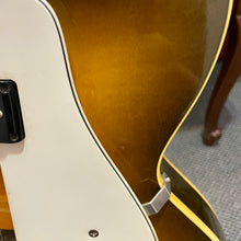 Load image into Gallery viewer, 1965-69 Epiphone E452TD Sorrento Royal Olive
