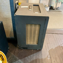 Load image into Gallery viewer, 1960&#39;s Cordovox CL10 10LR25

