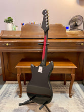 Load image into Gallery viewer, 1960&#39;s Inter-Mark/Teisco 2 Pickup Electric
