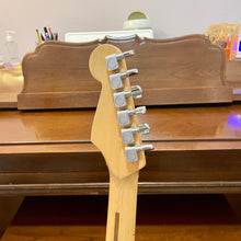 Load image into Gallery viewer, 1991 Fender American Strat Burgundy
