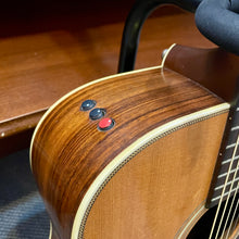 Load image into Gallery viewer, 1987 Martin Shenandoah Acoustic
