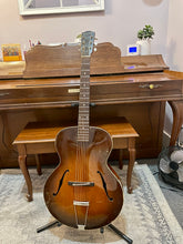 Load image into Gallery viewer, 1935 Gibson L-50
