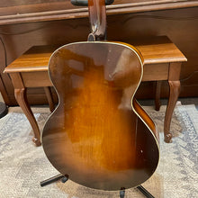 Load image into Gallery viewer, 1935 Gibson L-50
