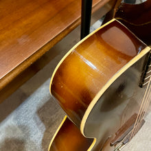 Load image into Gallery viewer, 1935 Gibson L-50
