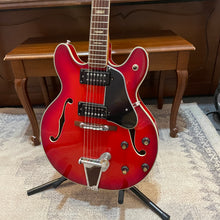 Load image into Gallery viewer, 1970&#39;s Epiphone 5102TE Hollowbody
