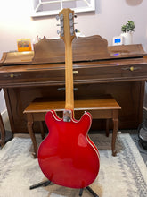 Load image into Gallery viewer, 1970&#39;s Epiphone 5102TE Hollowbody
