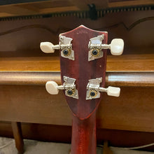 Load image into Gallery viewer, 1960&#39;s Tempo Soprano Ukuele Made in Japan
