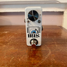 Load image into Gallery viewer, New! Coppersound Pedals Iris
