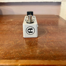 Load image into Gallery viewer, New! Coppersound Pedals Iris
