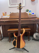 Load image into Gallery viewer, Used Ibanez BTB1905 5 String Bass
