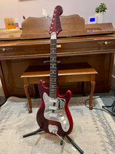 Load image into Gallery viewer, 1960&#39;s Teisco etc. three pup
