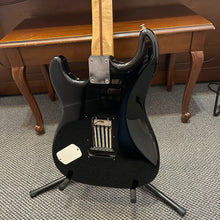Load image into Gallery viewer, 2004 Fender Strat w/ Roland Midi
