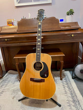 Load image into Gallery viewer, 1973-1979 Epiphone FT-350
