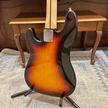 Load image into Gallery viewer, Used Fender Jazz Neck w/P Body Partscaster Sunburst
