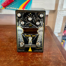Load image into Gallery viewer, Used Gamechanger Audio Third Man Records Plasma Coil Fuzz
