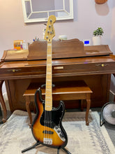 Load image into Gallery viewer, Used Squier Vintage Modified &#39;77 Jazz Bass

