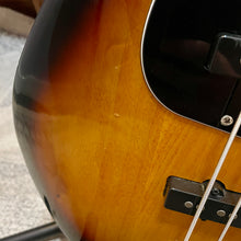 Load image into Gallery viewer, Used Squier Vintage Modified &#39;77 Jazz Bass
