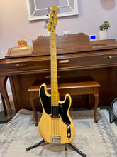 Load image into Gallery viewer, Used Squier Classic Vibe 50&#39;s P Bass Butterscotch Blonde
