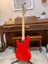 Load image into Gallery viewer, Used Squier Affinity PJ Bass Race Red
