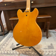 Load image into Gallery viewer, Used Ibanez Artstar AS50 Semi-hollow
